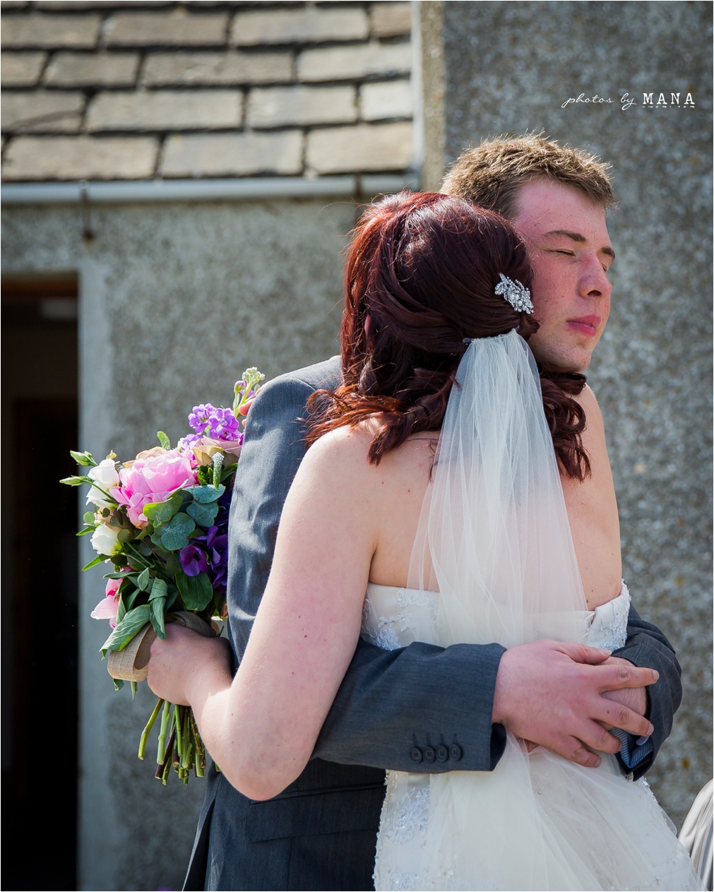 Destination wedding photographs Orkney Islands, Scotland, UK by natural wedding photographer Mana Meadows of Photos by Mana.