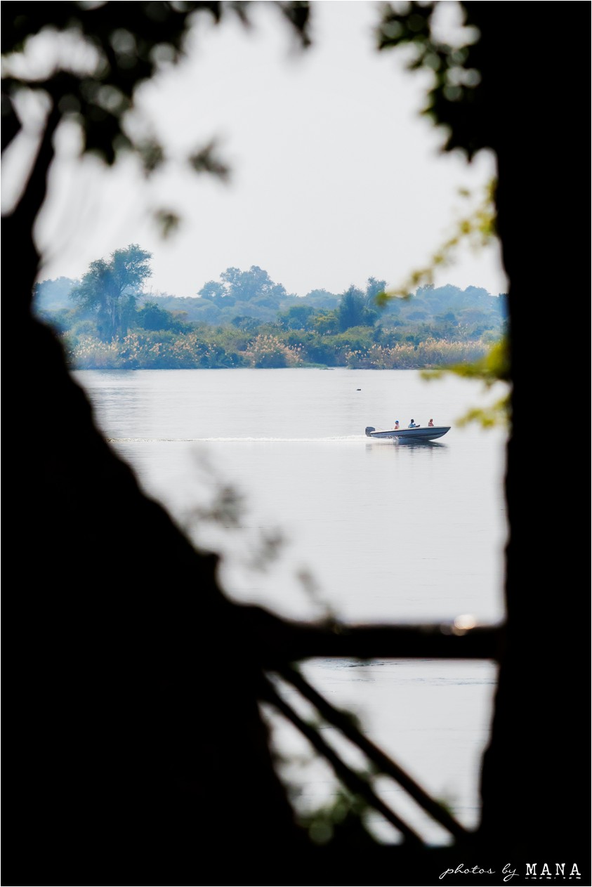 kerry-and-marius-zambezi-wedding-007
