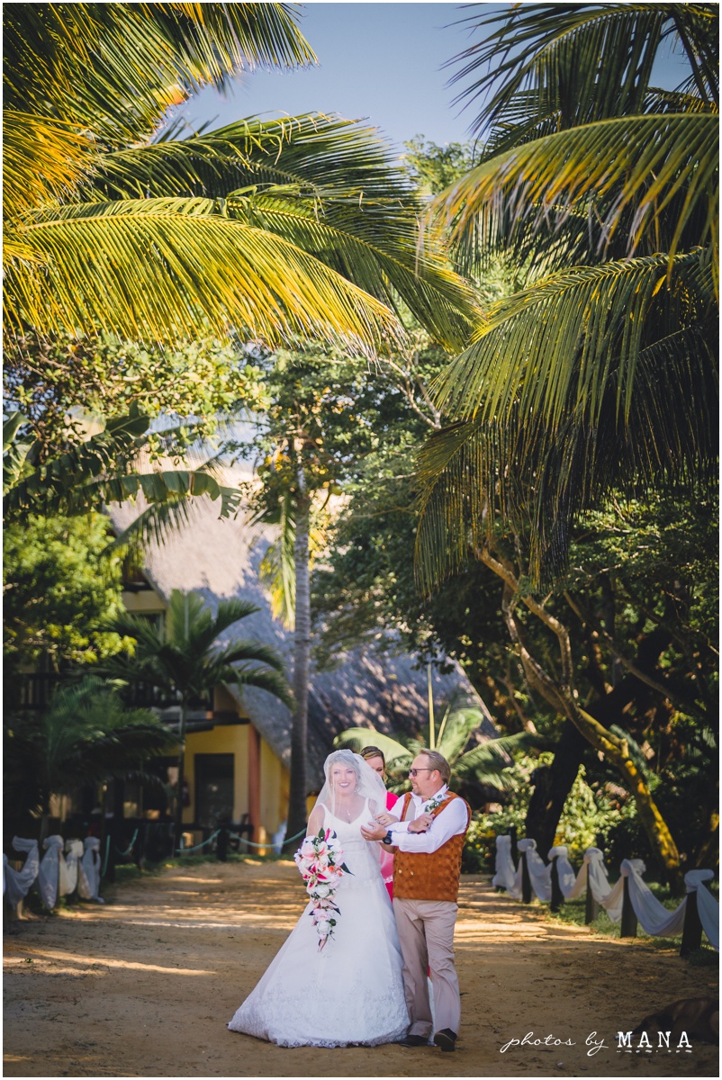 Leandi and Kevin Mozambique Beach Wedding Blog 045