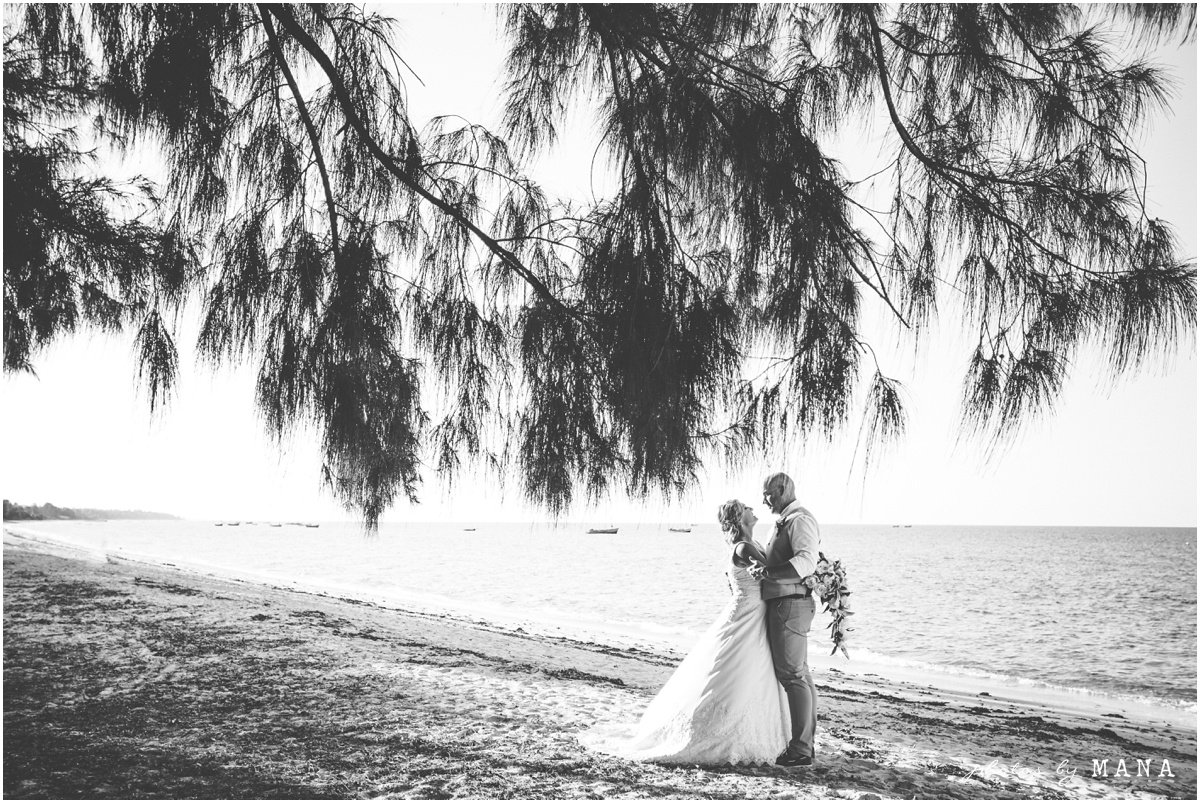 Mozambique Beach wedding Leandi and Kevin