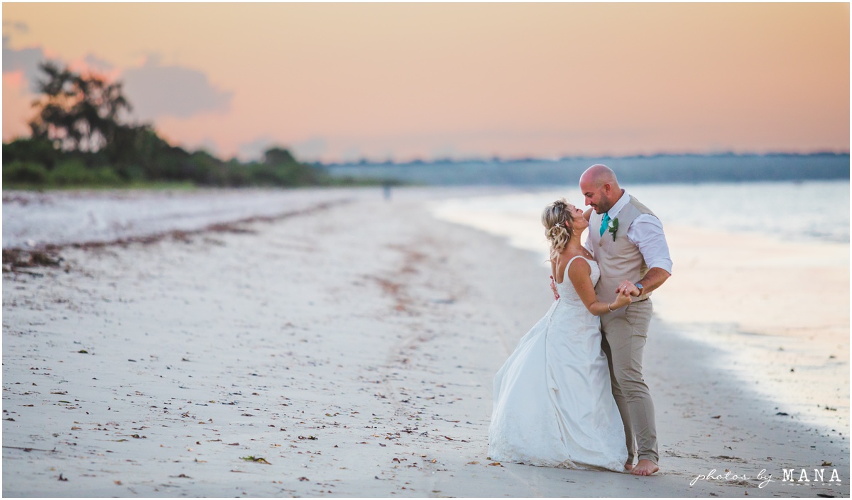 Mozambique Beach wedding Leandi and Kevin