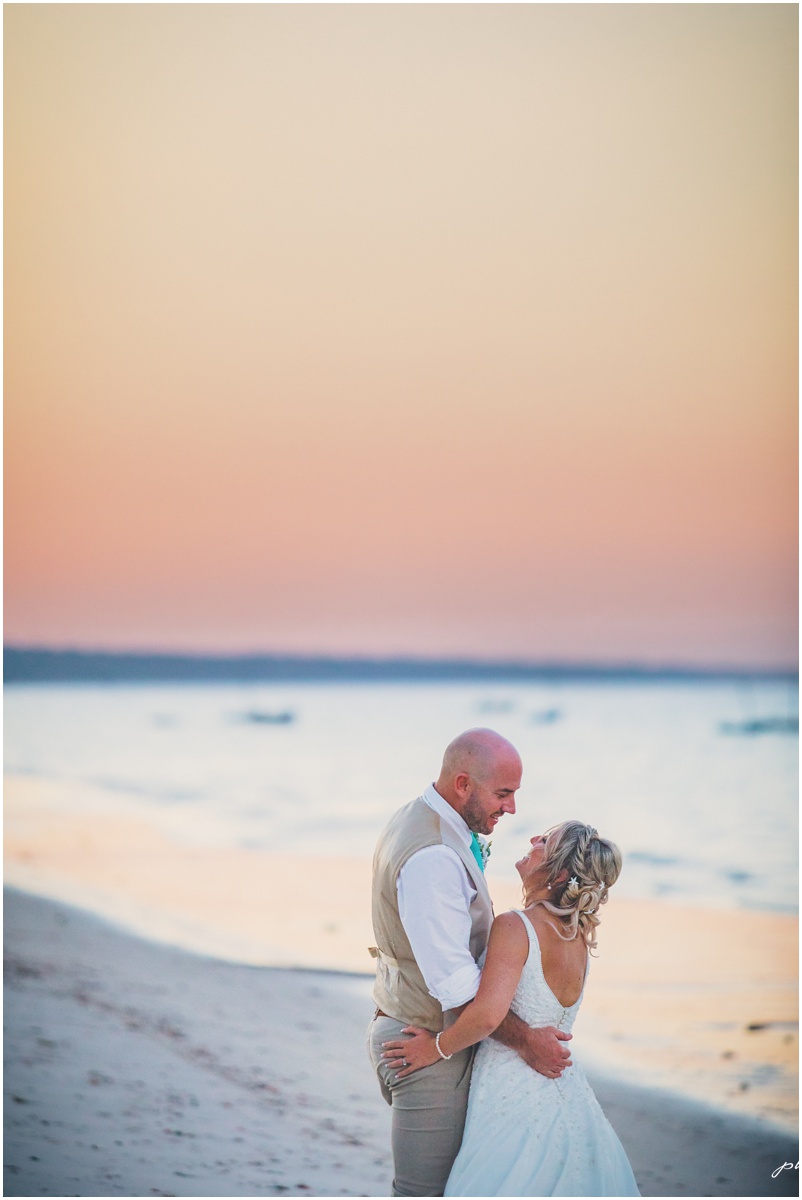 Mozambique Beach wedding Leandi and Kevin