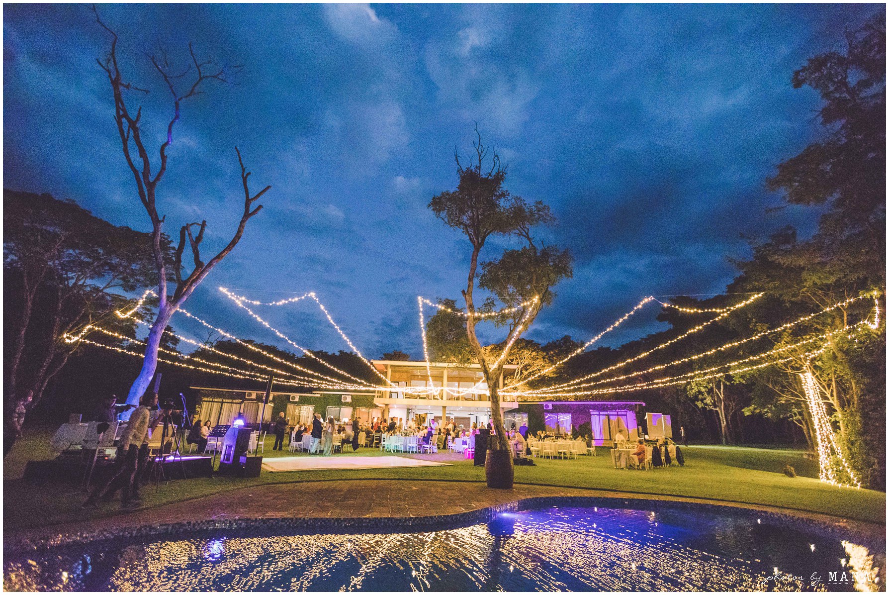 Zambian bush safari farm wedding - African destination safari wedding in Zambia.