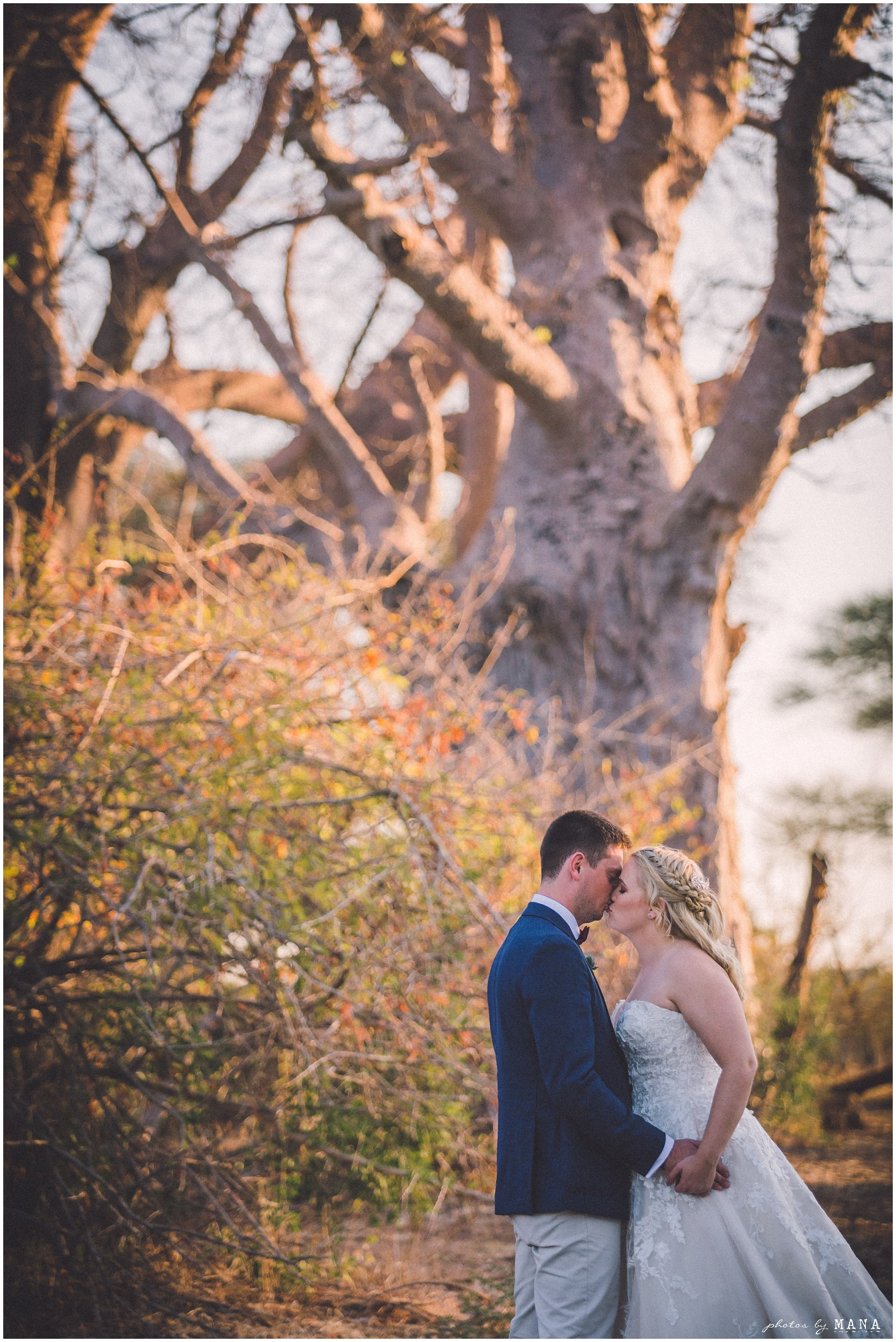 African safari wedding on the banks of the Zambezi River in Victoria Falls, Zimbabwe. Wedding planning byPure Africa Weddings. Photography by Photos by Mana.