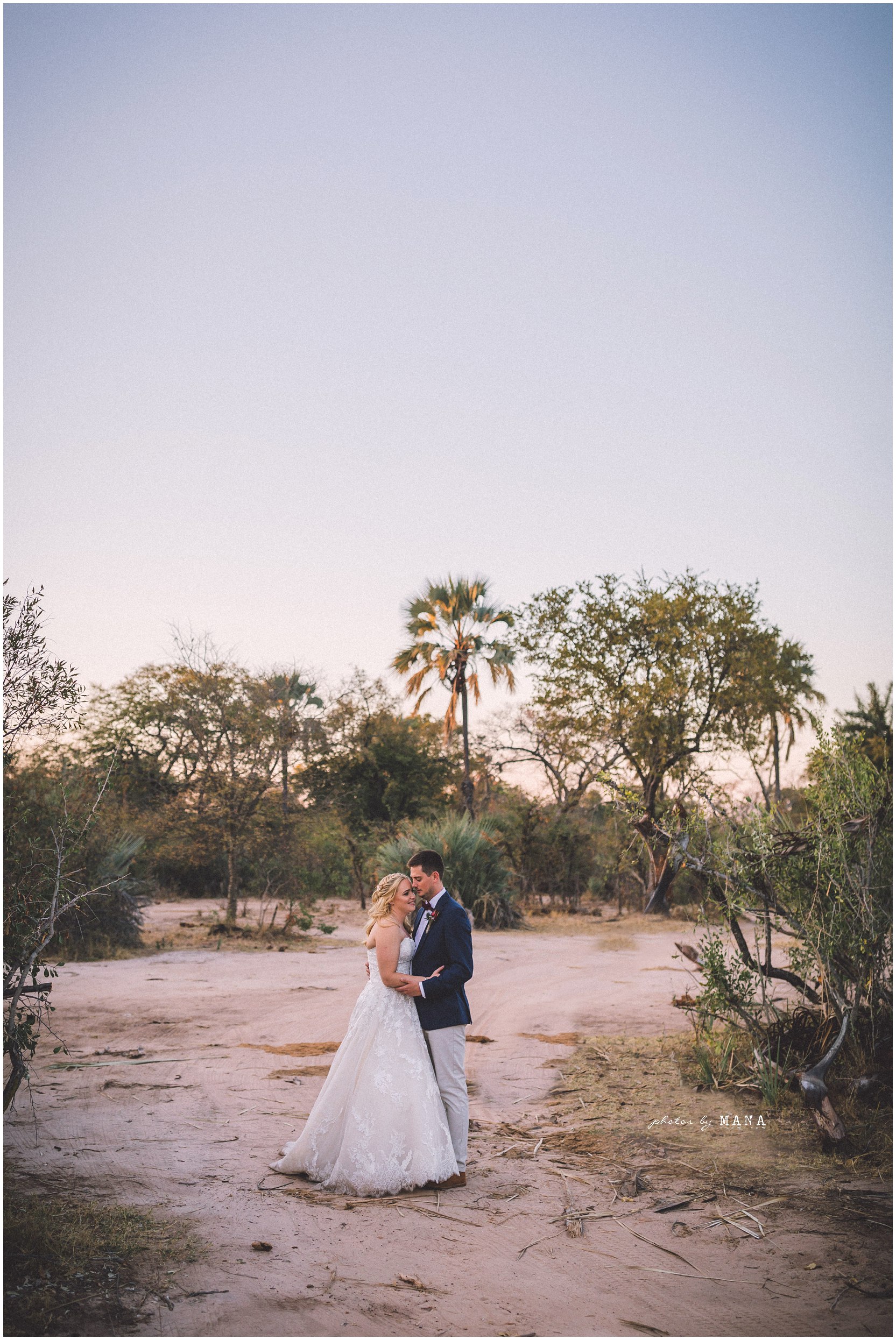 African safari wedding on the banks of the Zambezi River in Victoria Falls, Zimbabwe. Wedding planning byPure Africa Weddings. Photography by Photos by Mana.