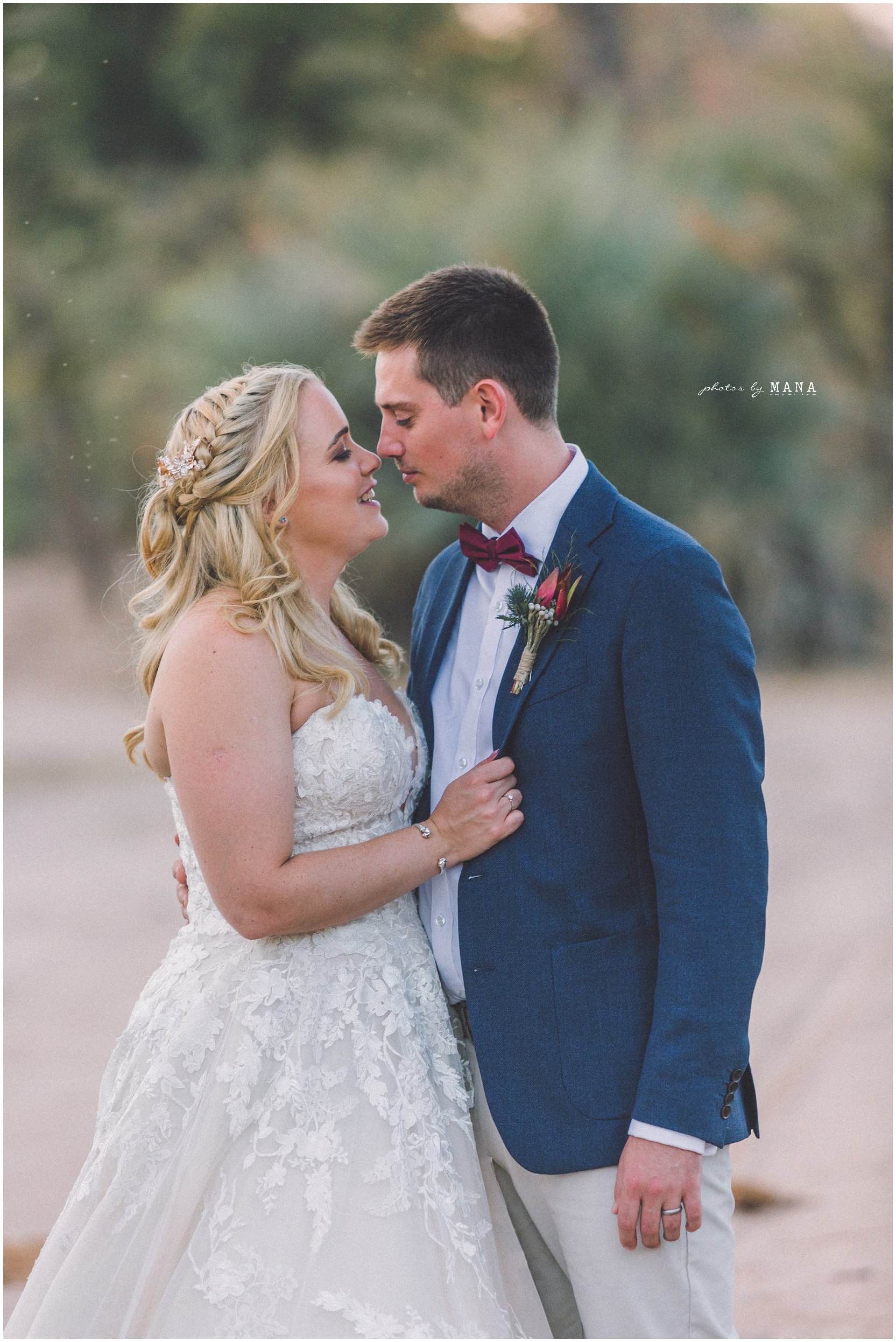 African safari wedding on the banks of the Zambezi River in Victoria Falls, Zimbabwe. Wedding planning byPure Africa Weddings. Photography by Photos by Mana.